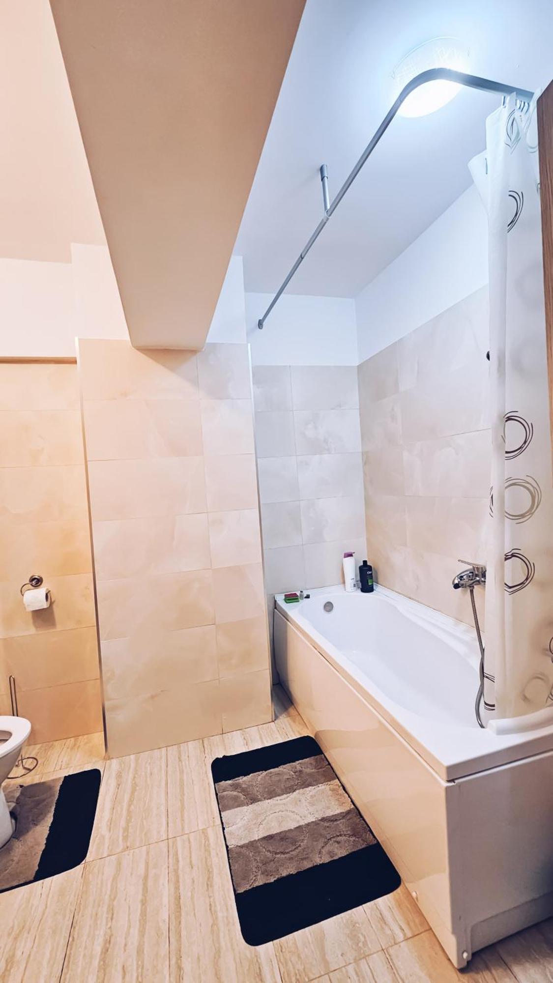 Apartament Dem Radulescu 3 Camere! Râmnicu Vâlcea エクステリア 写真