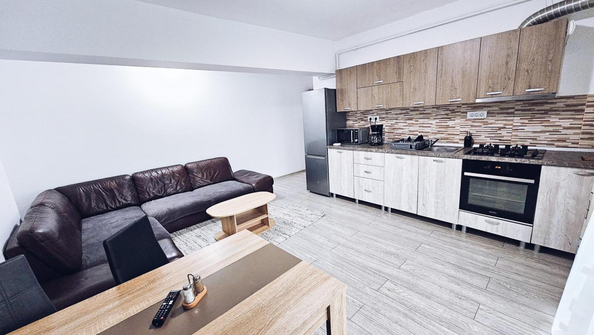 Apartament Dem Radulescu 3 Camere! Râmnicu Vâlcea エクステリア 写真